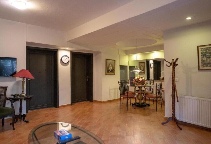 سوییت, Maisonette Firhill Resort