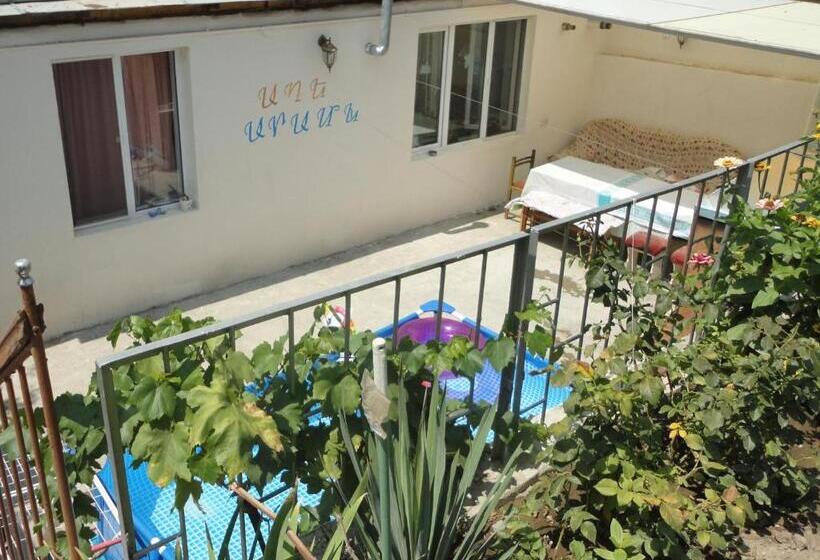 اتاق اکونومی, Like Home Guesthouse & Tours