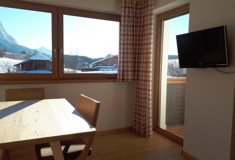 آپارتمان 1 خوابه با چشم‌انداز, Residence Viktoria