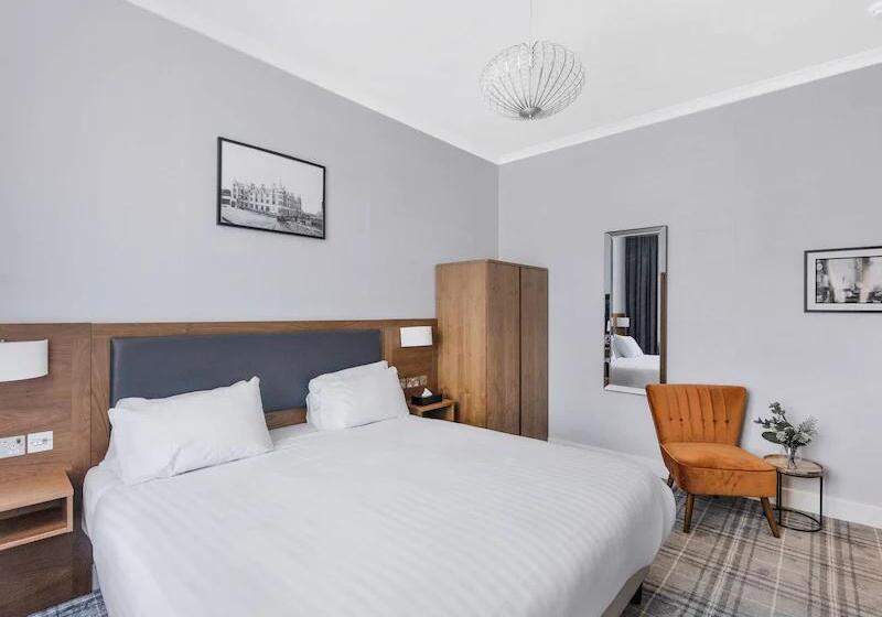 Полулюкс, Radisson Blu Hotel, Perth