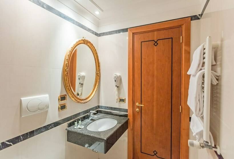 غرفة قياسية فردية, Raeli Hotel Lux
