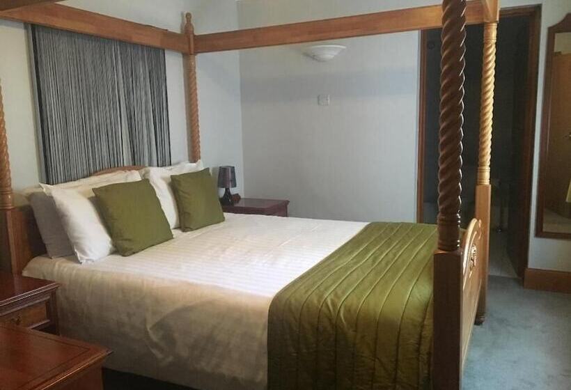 اتاق لوکس, Sorrento Hotel & Restaurant