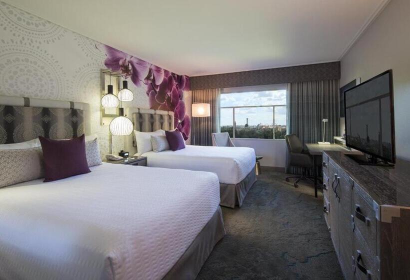 اتاق استاندارد برای معلولان, Universal's Loews Royal Pacific Resort