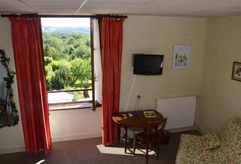 Номер Стандарт, Auberge La Source   Logis Hôtels