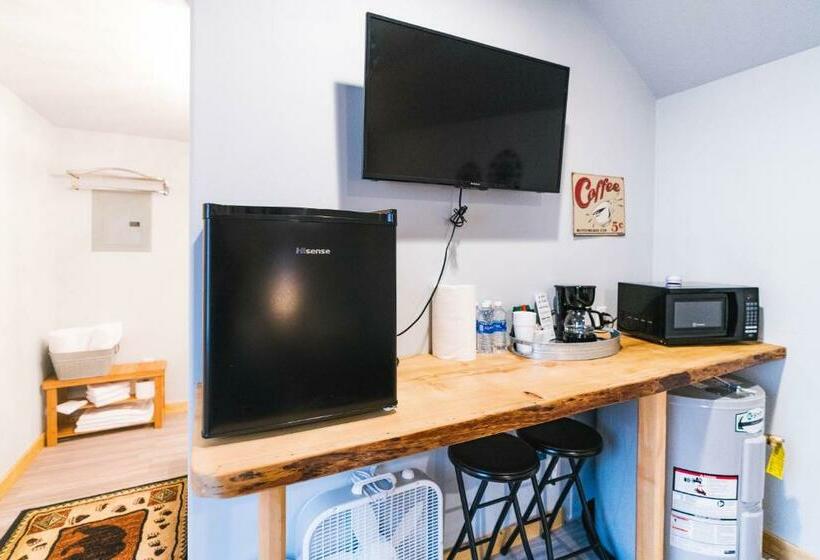 스탠다드 룸 킹사이즈 침대, Cache Cabins