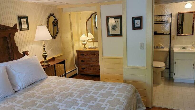 Номер Deluxe, Hawks House Inn