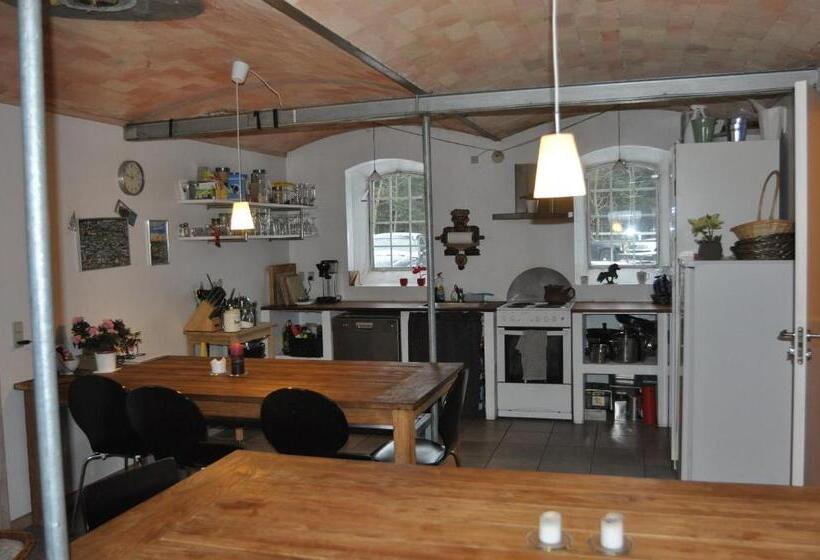 Номер Стандарт Совместная Ванная, Nordkap Farm Holiday & Hostel