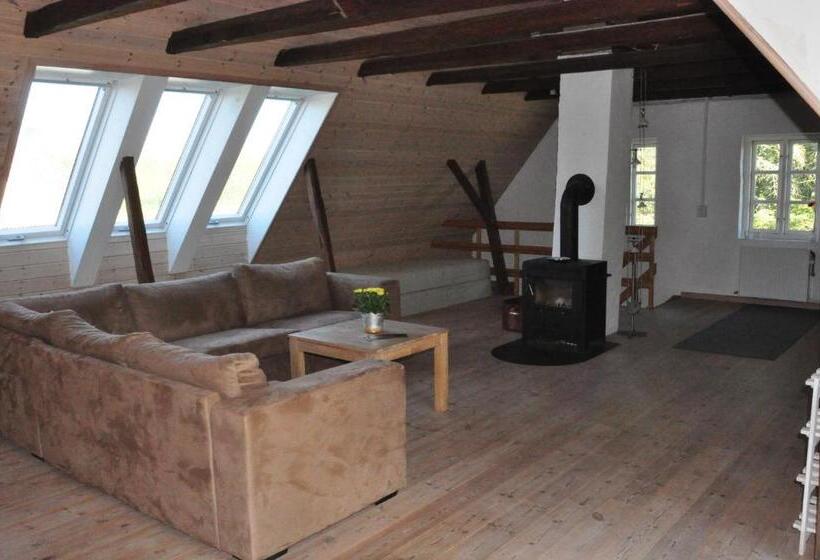 Апартаменты 1 Спальня, Nordkap Farm Holiday & Hostel