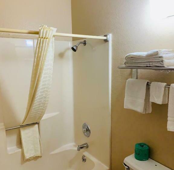 Стандартный Номер Кровать Кинг, Owensville Inn