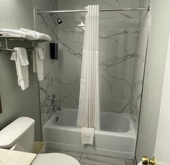 Номер Стандарт Индивидуальный, Stratford Inn