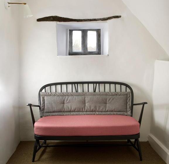 Номер Стандарт, Compasses Inn