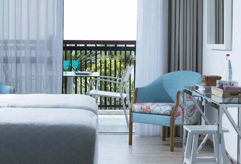 غرفة قياسية فردية, Baia Azul