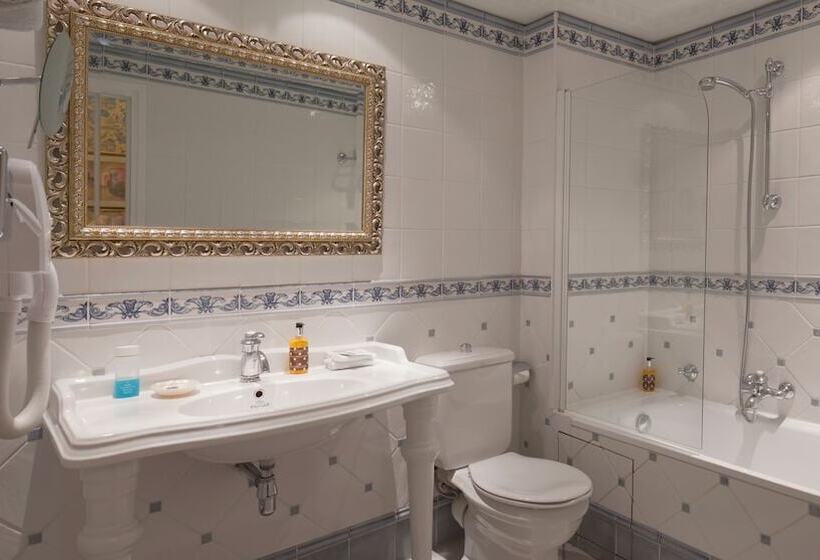 اتاق سوپریور, Hôtel Beaubourg