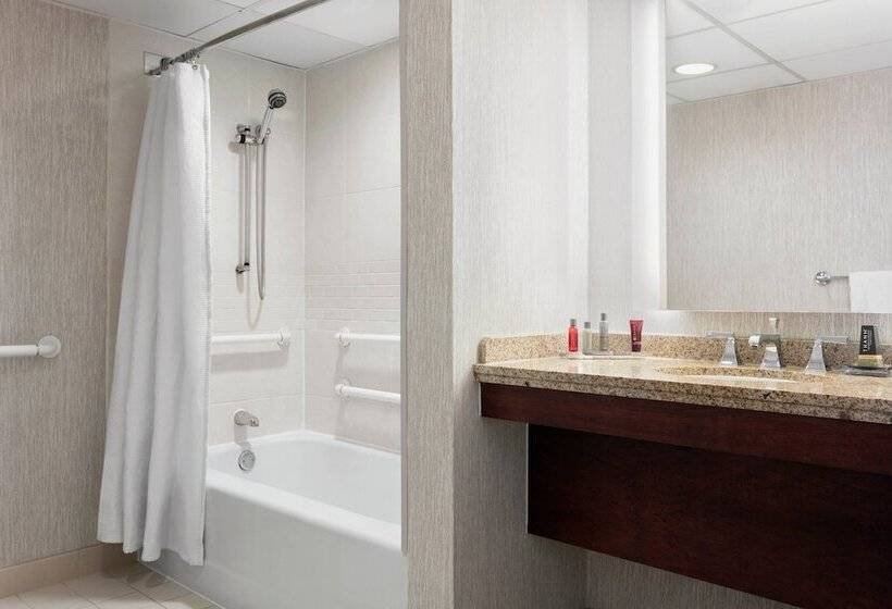 스탠다드 룸 더블 침대, New Orleans Marriott