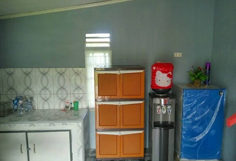 수피리어 방갈로, Pondok Oma Surf Simeulue