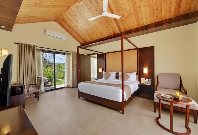 套房带园景, The Fern Sattva Resort Polo Forest