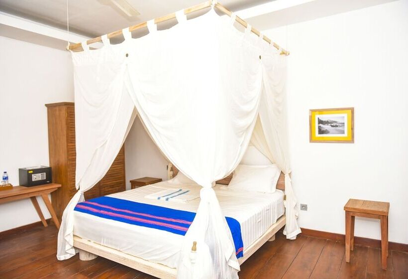 Бунгало Deluxe, Rua Beach Resort Sumba