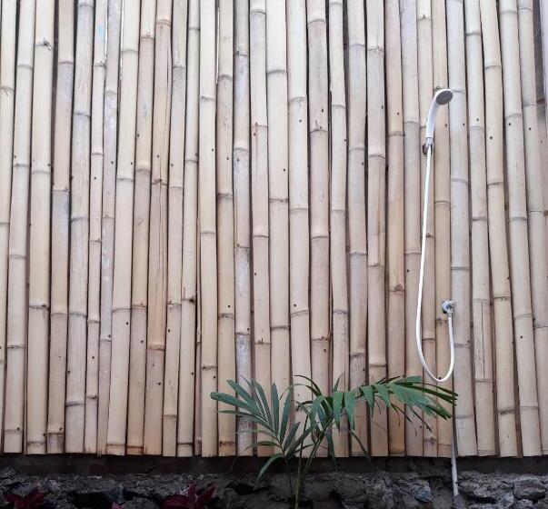 エコノミールーム, Bujang Lapuk Hostel
