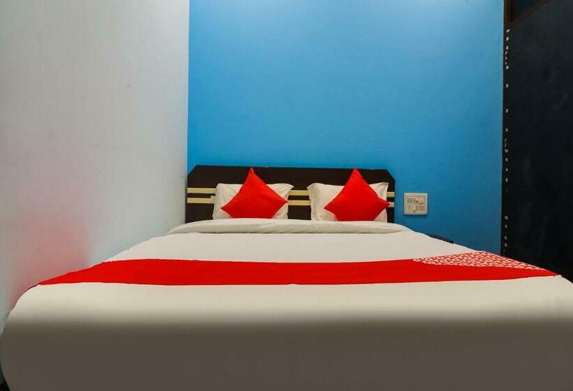 Трехместный Номер Классика, Shree Shyam Roseberry Hotel And Restaurant