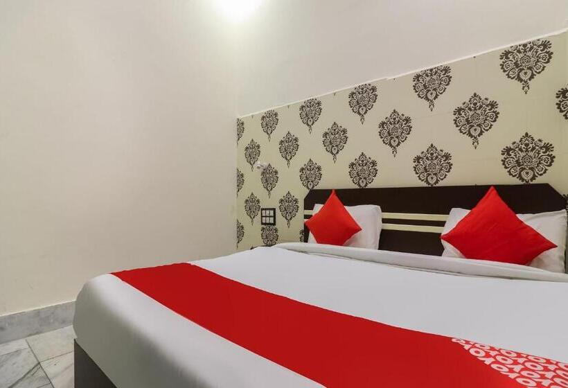Трехместный Номер Классика, Shree Shyam Roseberry Hotel And Restaurant