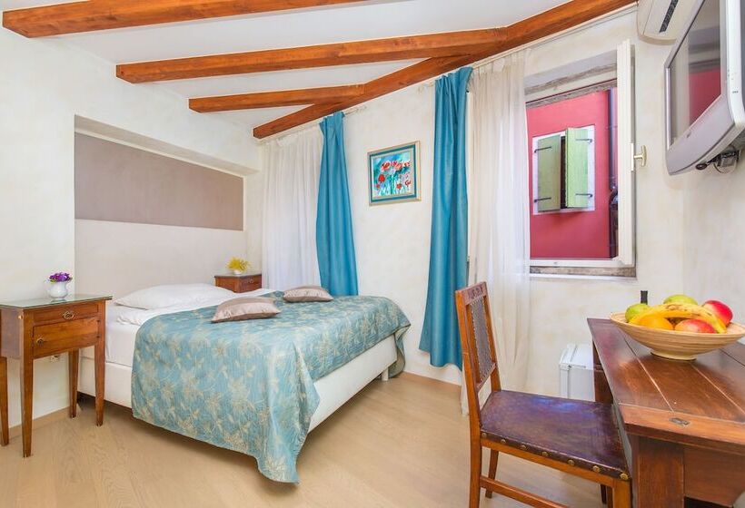 اتاق استاندارد یک نفره, Villa Valdibora