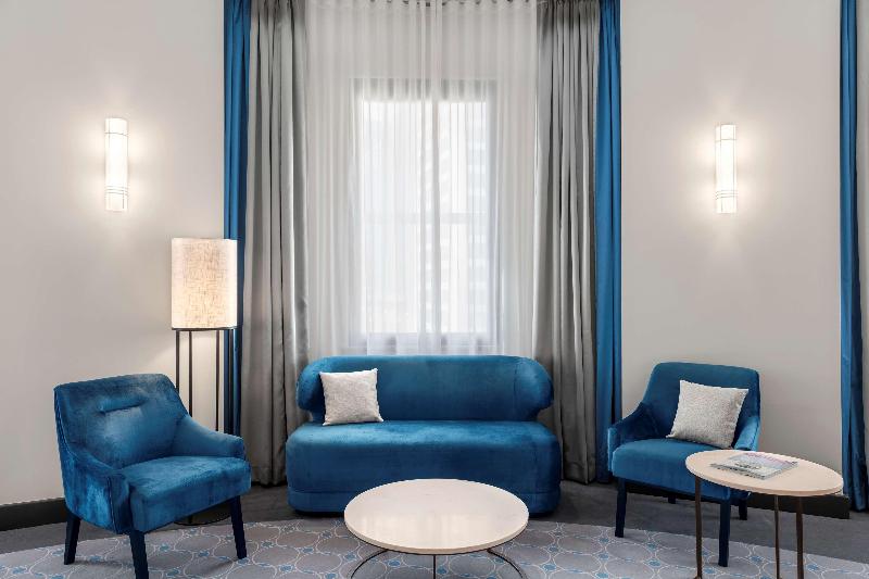 스위트, Radisson Blu Plaza Hotel Sydney