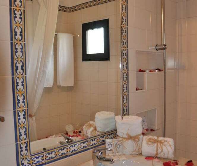 آپارتمان 1 خوابه, Pedras D El Rei