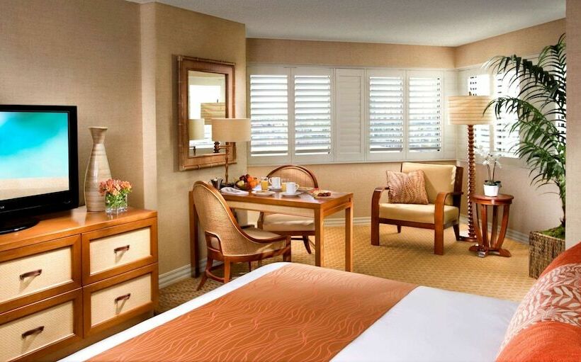 Номер Deluxe, Tropicana Las Vegas  A Doubletree By Hilton