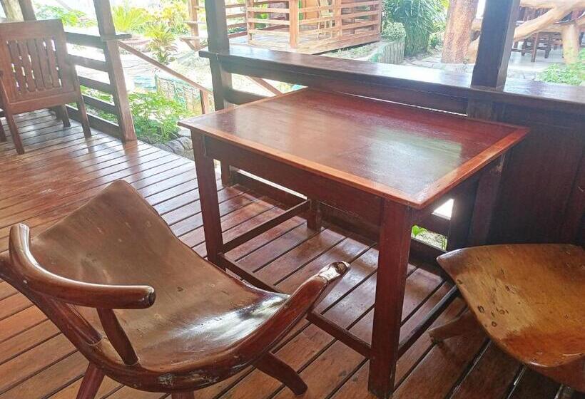 اتاق استاندارد با چشم‌انداز باغ, Ausan Beach Front Cottages