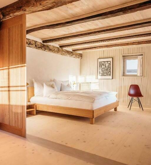 Номер Deluxe, Hirschen Stammheim