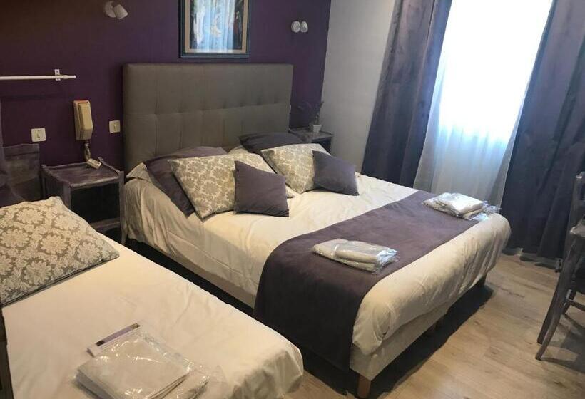 Номер Стандарт Трехместный, Hôtel Les Mimosas