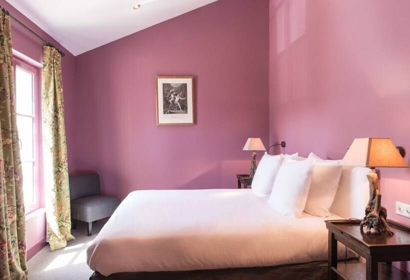 اتاق راحتی, Hostellerie De L écu De Bretagne