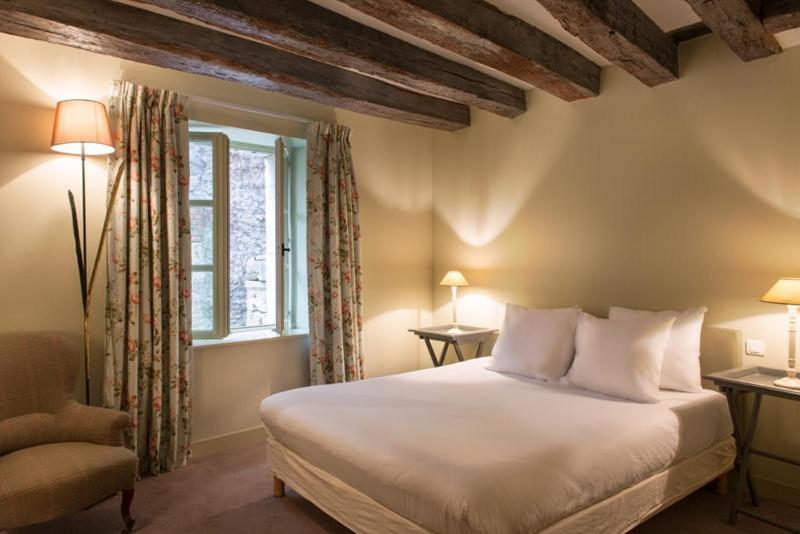 اتاق استاندارد, Hostellerie De L écu De Bretagne