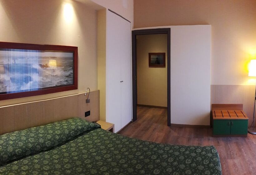 اتاق اکونومی, Esperia