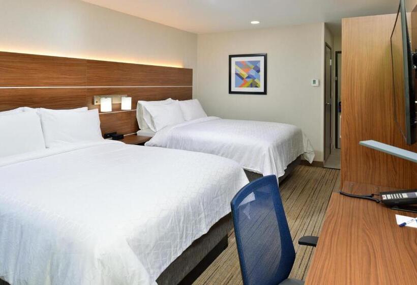 장애인을 위한 스탠다드 룸, Holiday Inn Express   Santa Rosa North, An Ihg