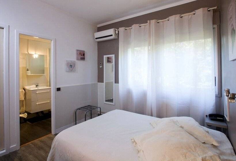 Номер Стандарт, Logis Hôtel L Abricotine