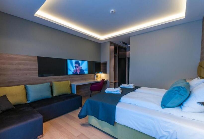 Люкс Deluxe Кровать Кинг, Przystań Mechelinki  Marina Del Mar