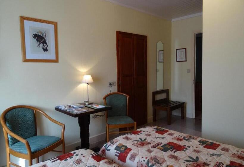 Номер Стандарт, Auberge De La Chaloire
