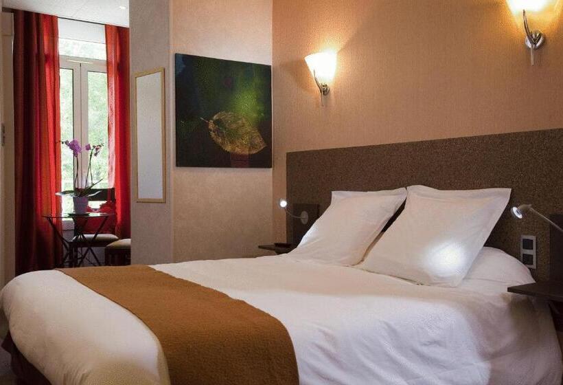 Номер Superior, Logis Hôtel Restaurant Le Commerce