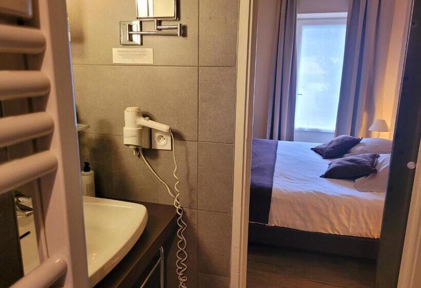Номер Deluxe, Hob Fort Du Pré