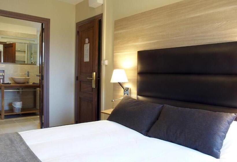 Номер Стандарт, Logis Hotel Auberge De L'Hélix