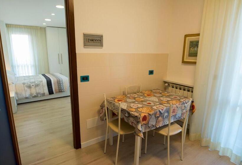 اتاق خانوادگی, B&b Il Bacio