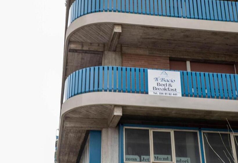 اتاق استاندارد با سرویس بهداشتی مشترک, B&b Il Bacio