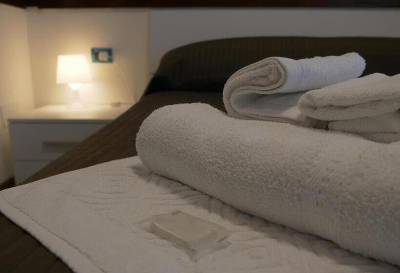 اتاق استاندارد سه نفره, B&b Il Bacio