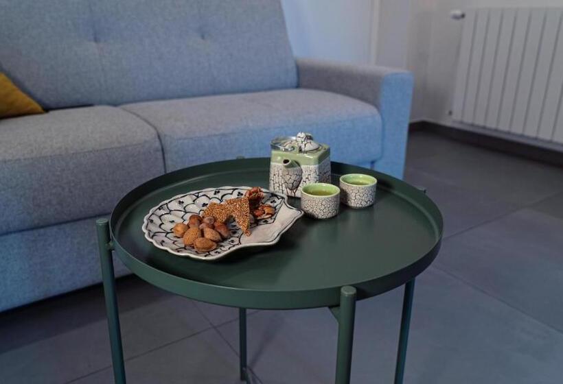 اتاق سوپریور با تخت بزرگ, Zefiro Suites