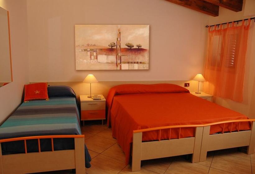 اتاق استاندارد سه نفره, B&b L Antica Torre