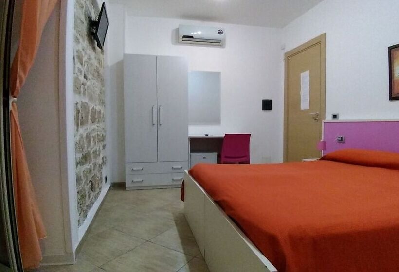اتاق استاندارد با بالکن, B&b L Antica Torre