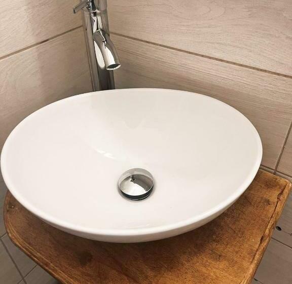 Camera Standard Bagno Condiviso, Nova Roma Guest House