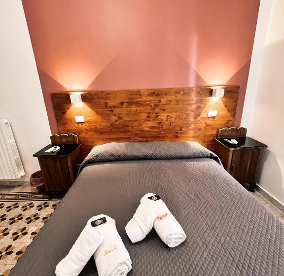 Camera Standard, Nova Roma Guest House