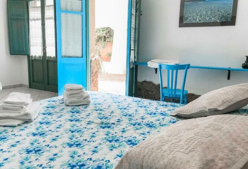 اتاق لوکس با تخت بزرگ, B&b S Aposentu